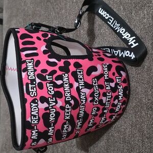 HydroMate Sleeve 1/2 Gallon Pink Leopard Print